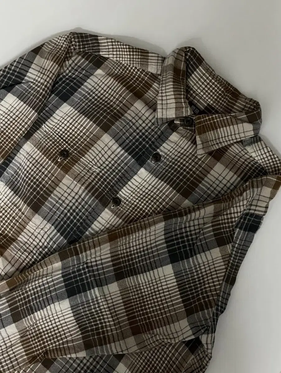 Uniqlo Uniqlo checked shirt