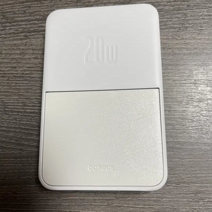 베이스어스 20W 무선 맥세이프 미니 고속충전 보조배터리 5000mAh