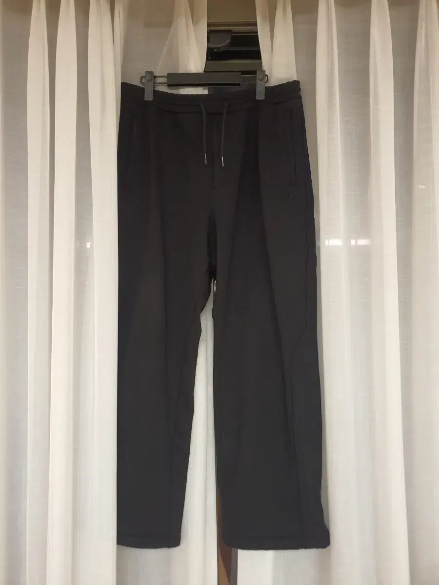 Junge pants wide-leg track pants black size 44