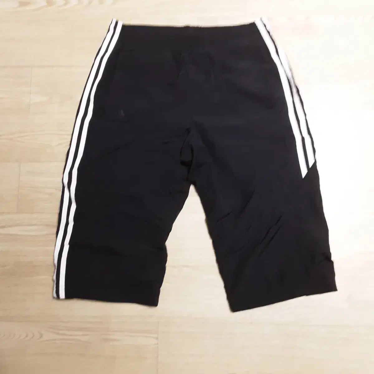 아디다스 (ADIDAS) 우븐 7부 반바지 - 30~34인치