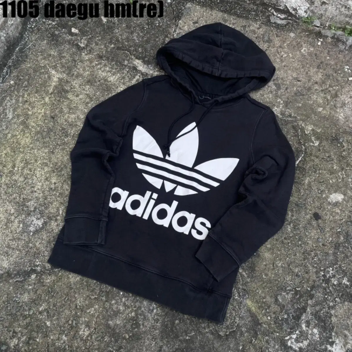 Adidas Samsun Hoodie (recommended up to M!) in good condition