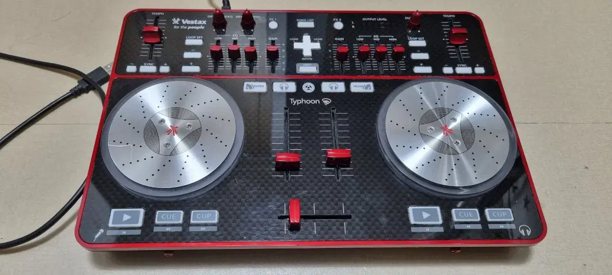 베스탁스 타이푼 Vestax Typhoon DJ 컨트롤러 디제이 기계