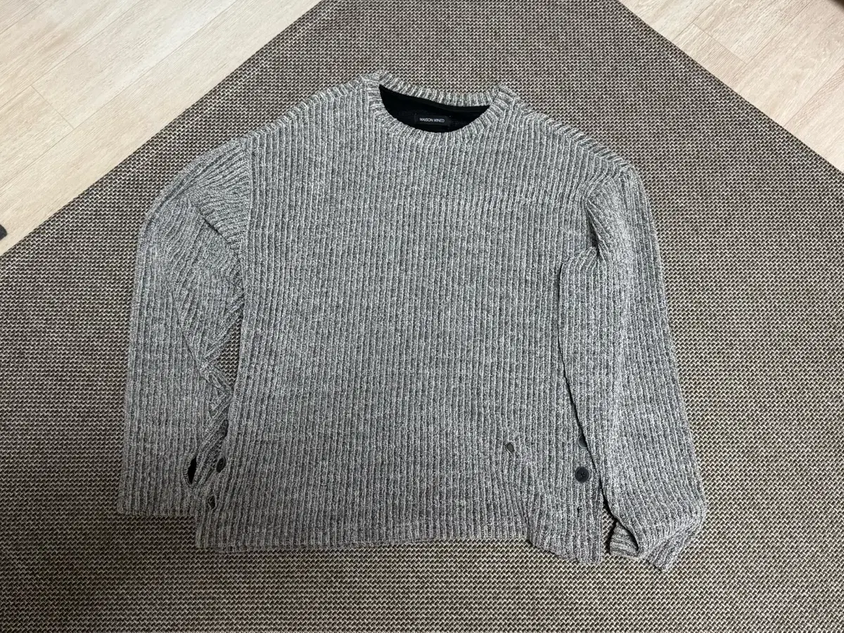 Maison Minette knit size XL