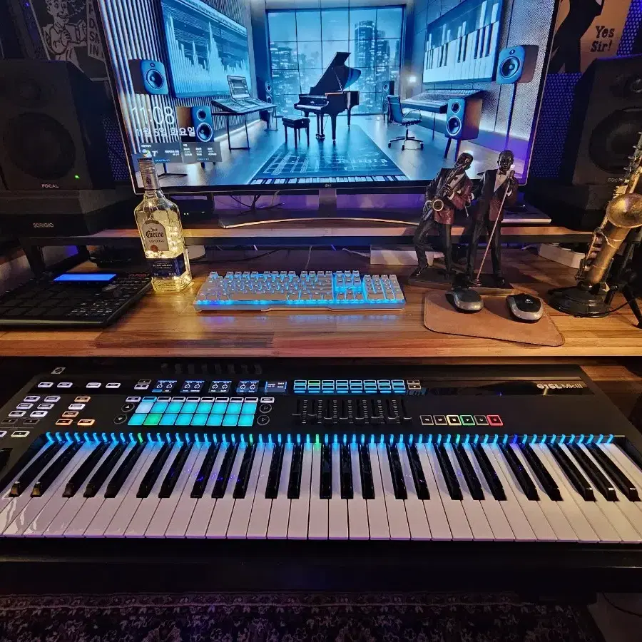 Novation 61SL Mk3 마스터 키보드 - 거의 새 상품!