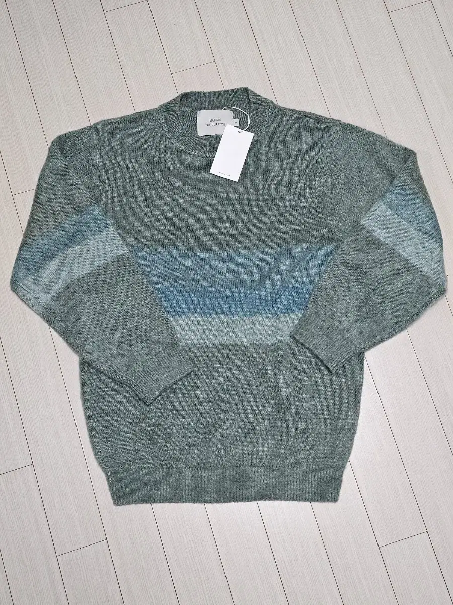 [3] Matisse Curator Mohair Convex Knit