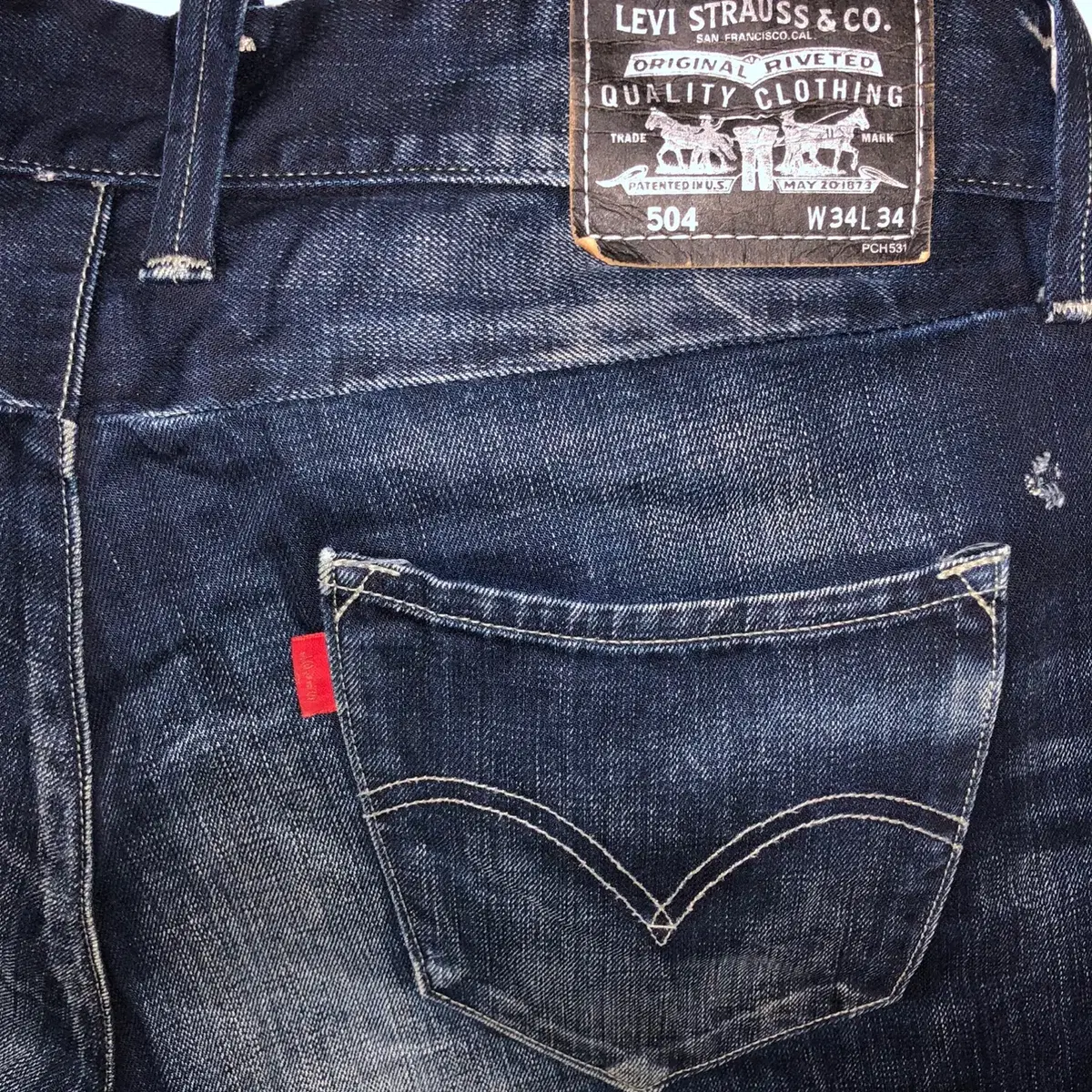 Levi's 504 Straight Fit Denim Pants (W34)