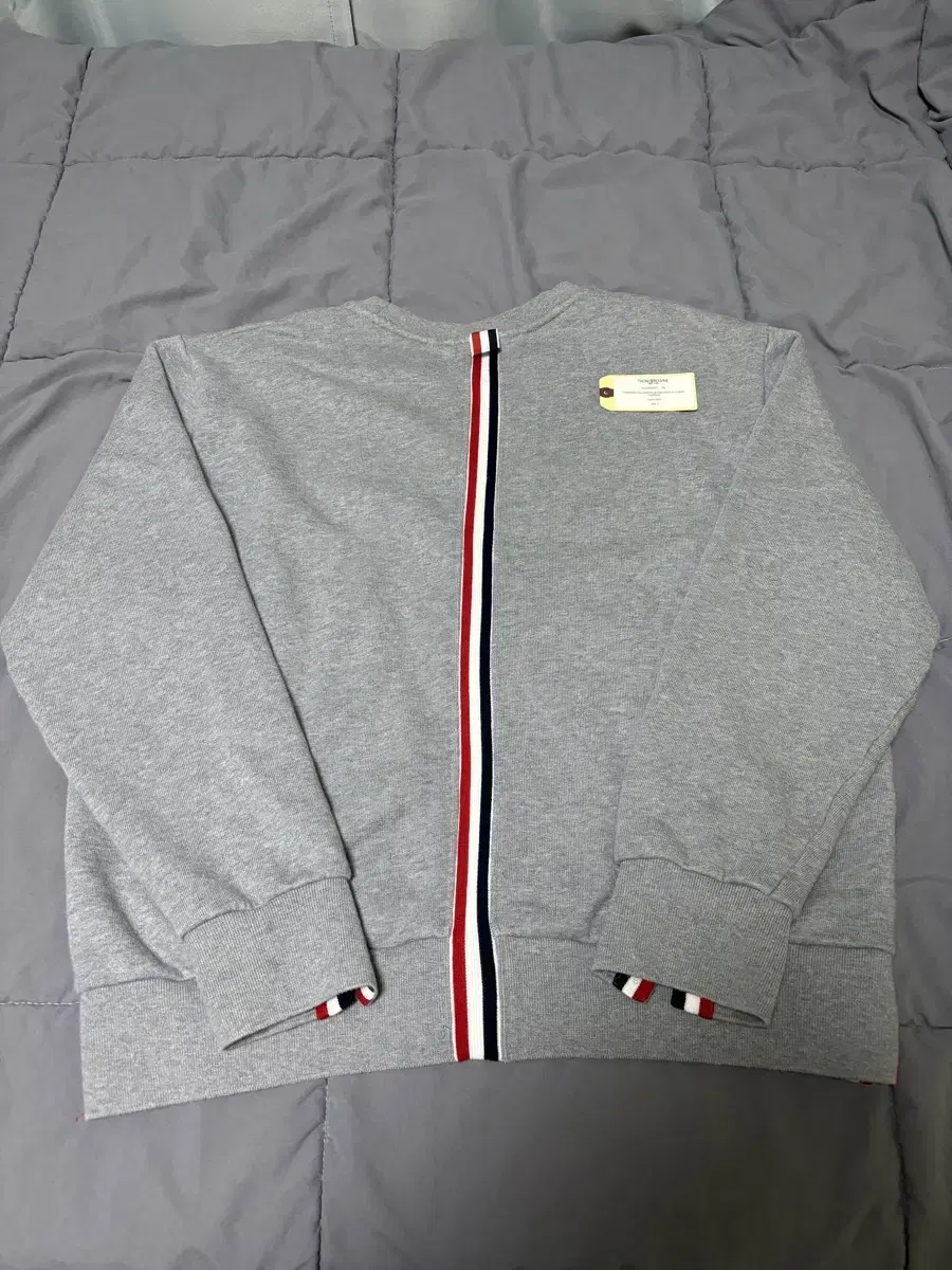 [Last Price] Authentic, Brand New, Thom Browne White Tricot Top 3 Size 100