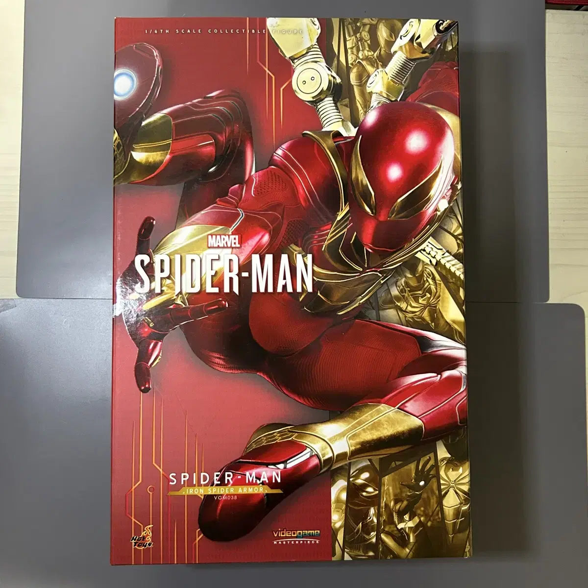 Hot Toys VGM38 Spider-Man Iron Spider Armor ver PS4 Game Version