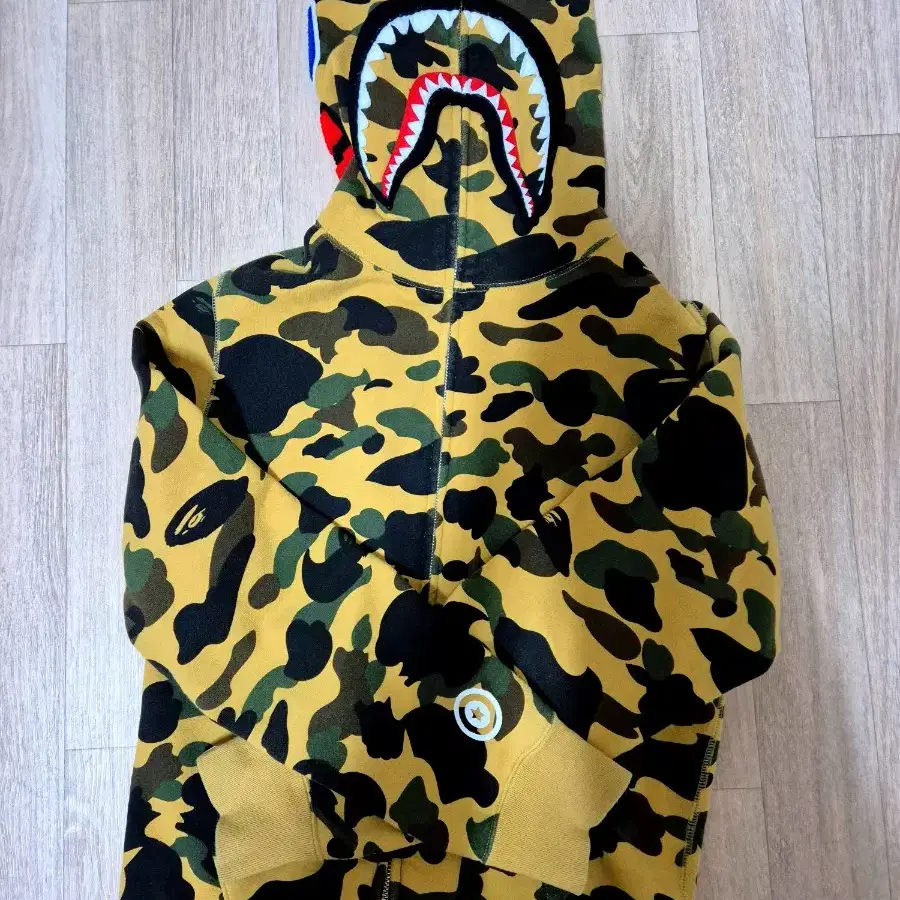 [L]베이프 bape 황계 1st 후드집업 샤크후드 베이프풀집