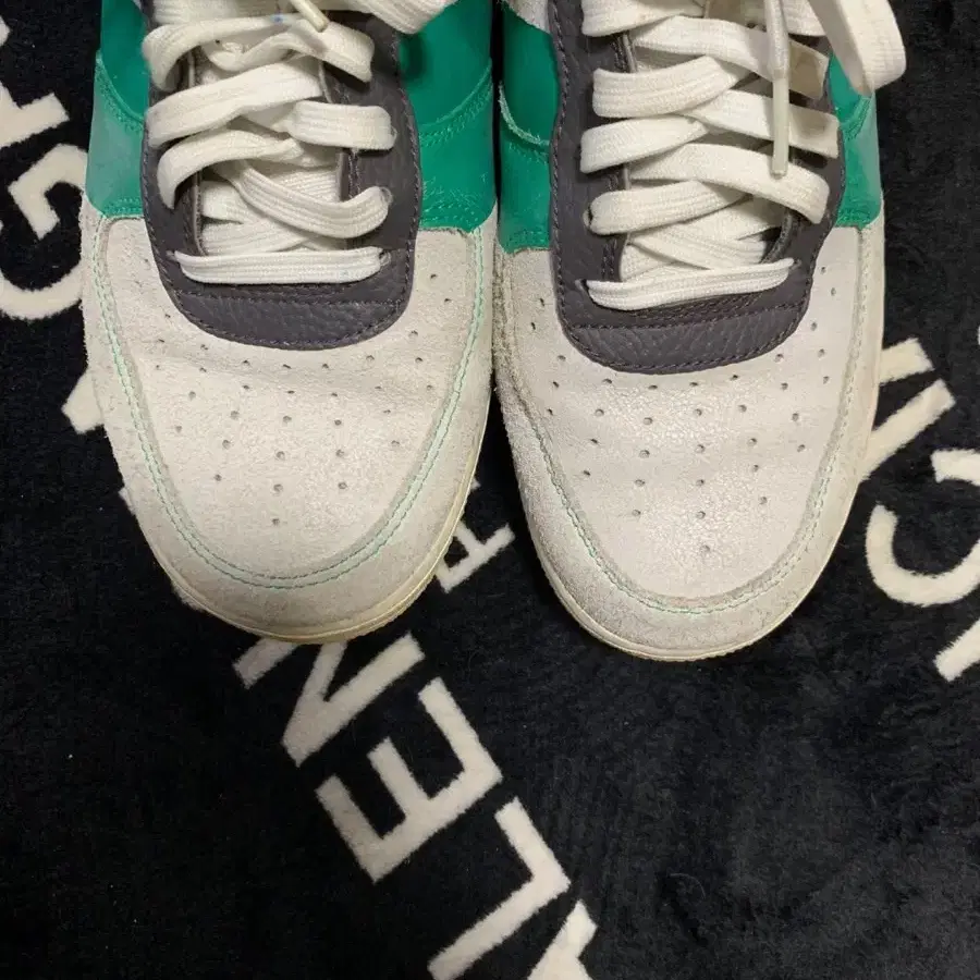 275)나이키 에어포스1 프리미엄 로우 그린 airforce1 green