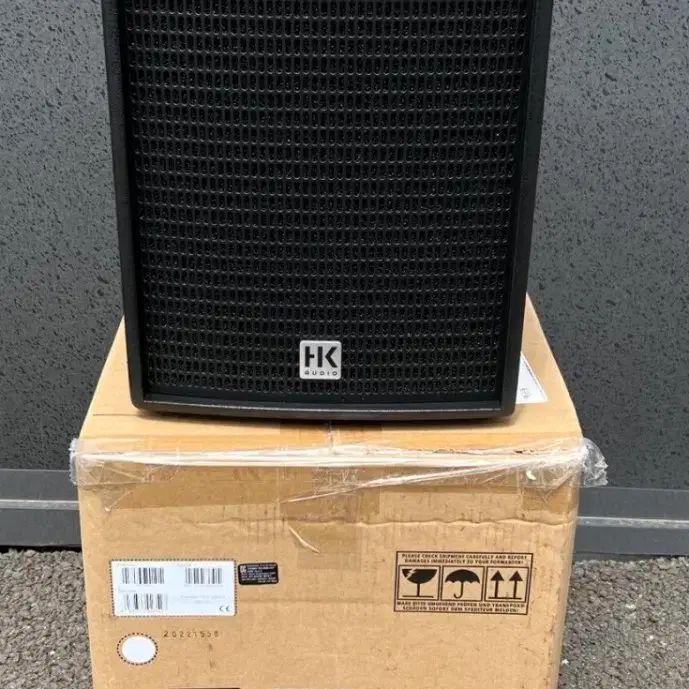 MOVE8 Busking Speaker #충전식스피커,#버스킹스피커,#가성비스피커,#8인치스피커,#HKAUDIO on ...