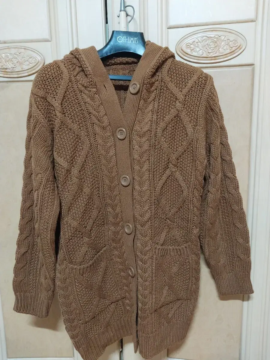 [New Product] Knit Vahn Coat