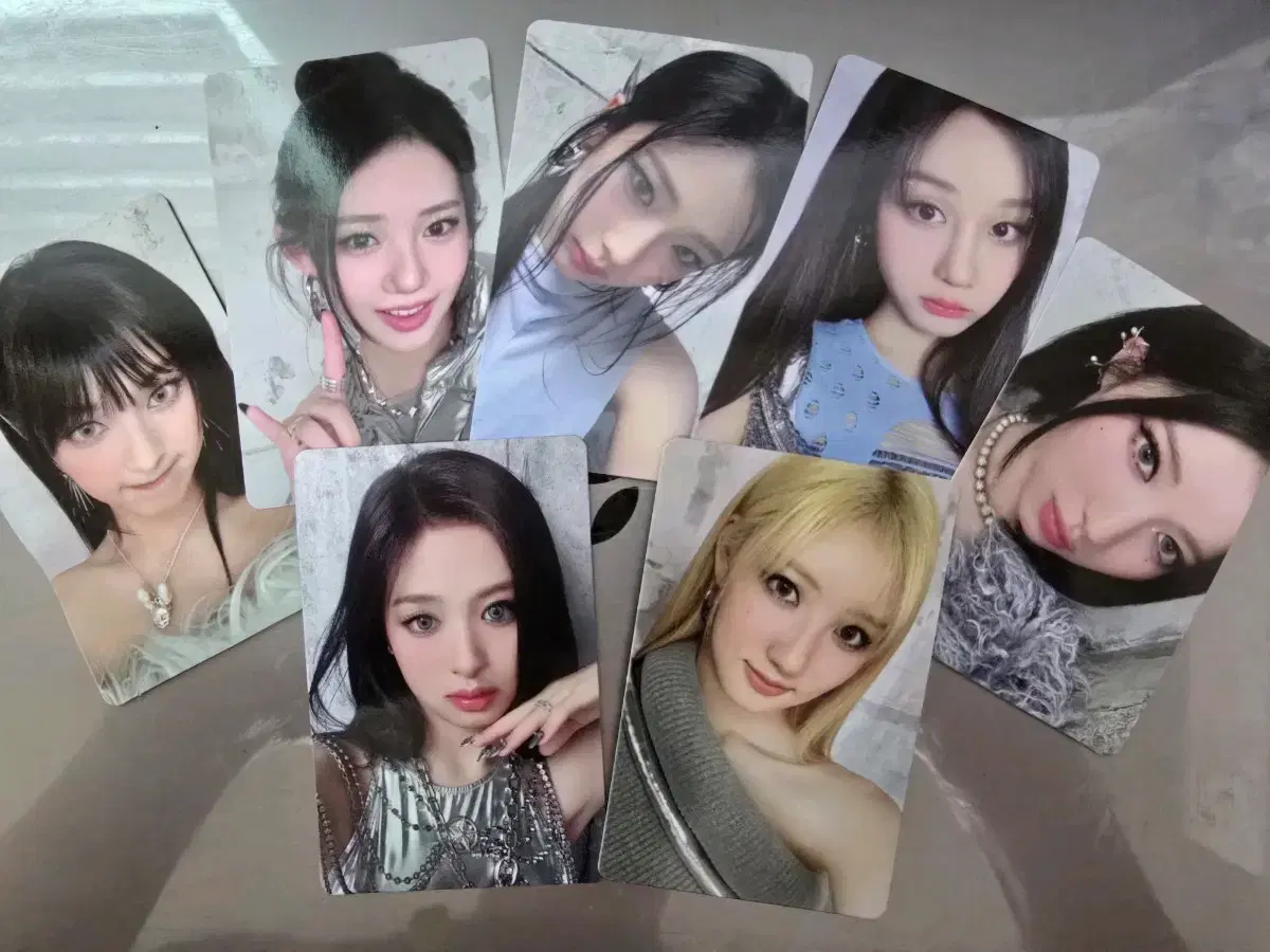 Bemon album photocards