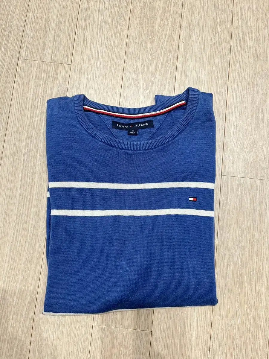 Tommy Hilfiger Vintage Knits for sale.