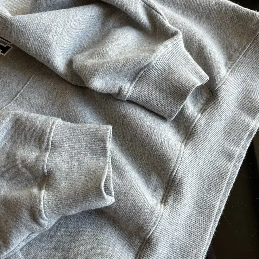 마하그리드 COLLEGE LOGO HOODIE GREY