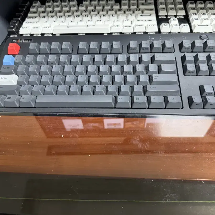 리얼포스 r3 블랙 30g 저소음 APC 균등 영문 TKL