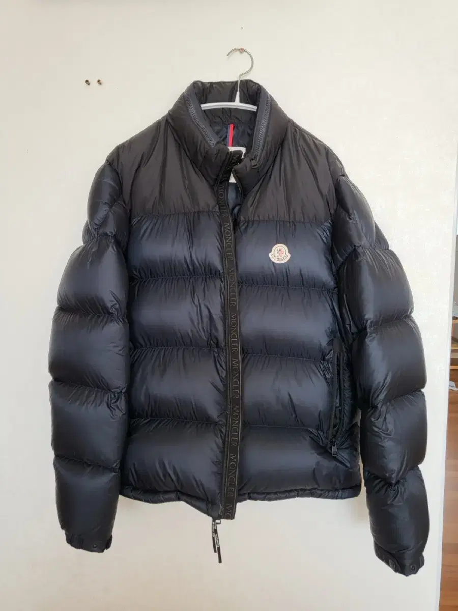 Moncler Peplier Short Down Jacket size 3