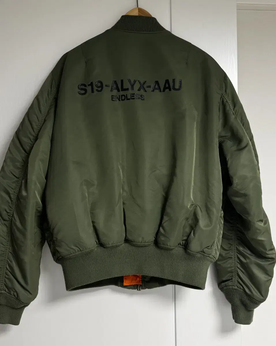 Alix Alpha S19 Endless MA-1 Reversible Bomber Large