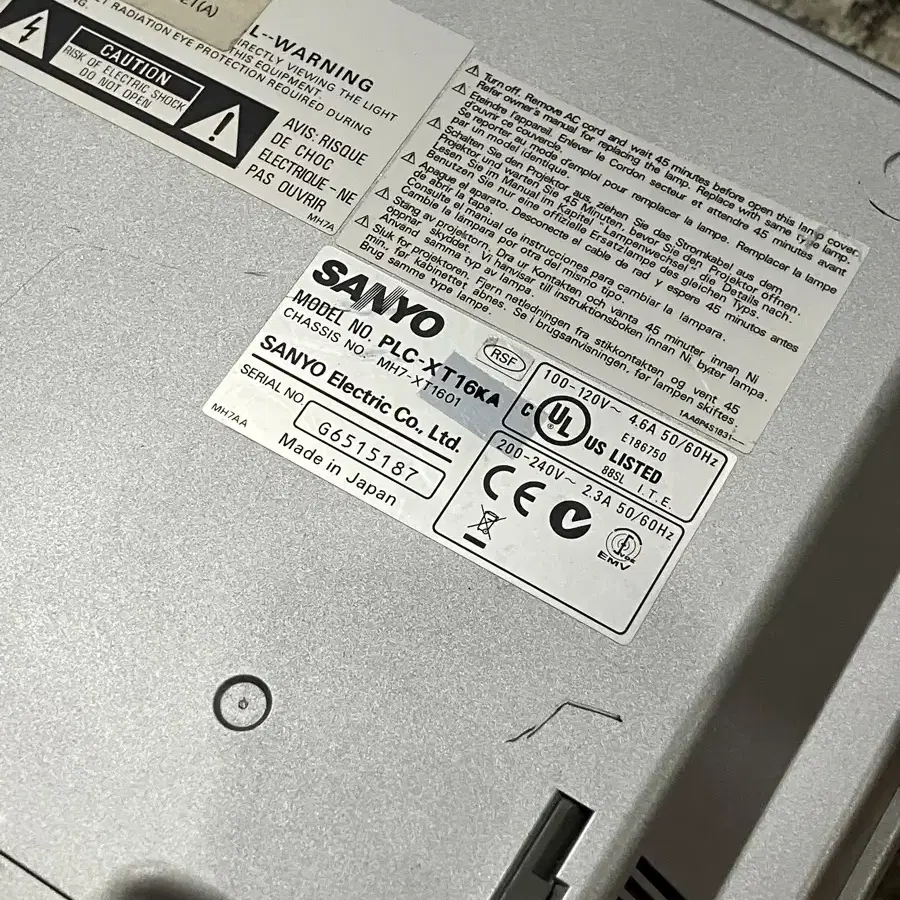 sanyo 특대형 사무용 빔프로젝터 PLC-XT16KA