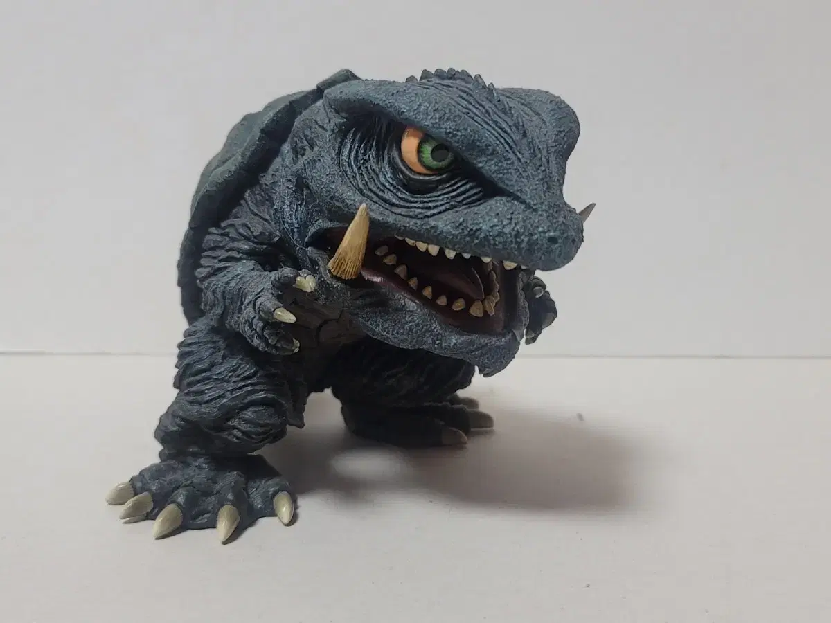 X-Plus Gamera 1995 Depot Realistic Figure - Regular Edition