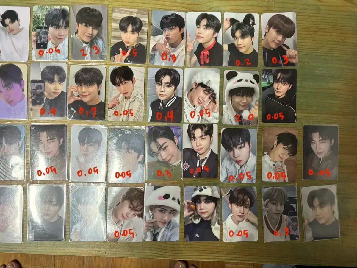 46 zb1 photocards bulk wts to 5.5