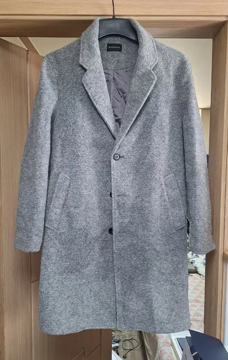 Unused GIORDANO GIORDANO winter long coat size 95 worn in size 90