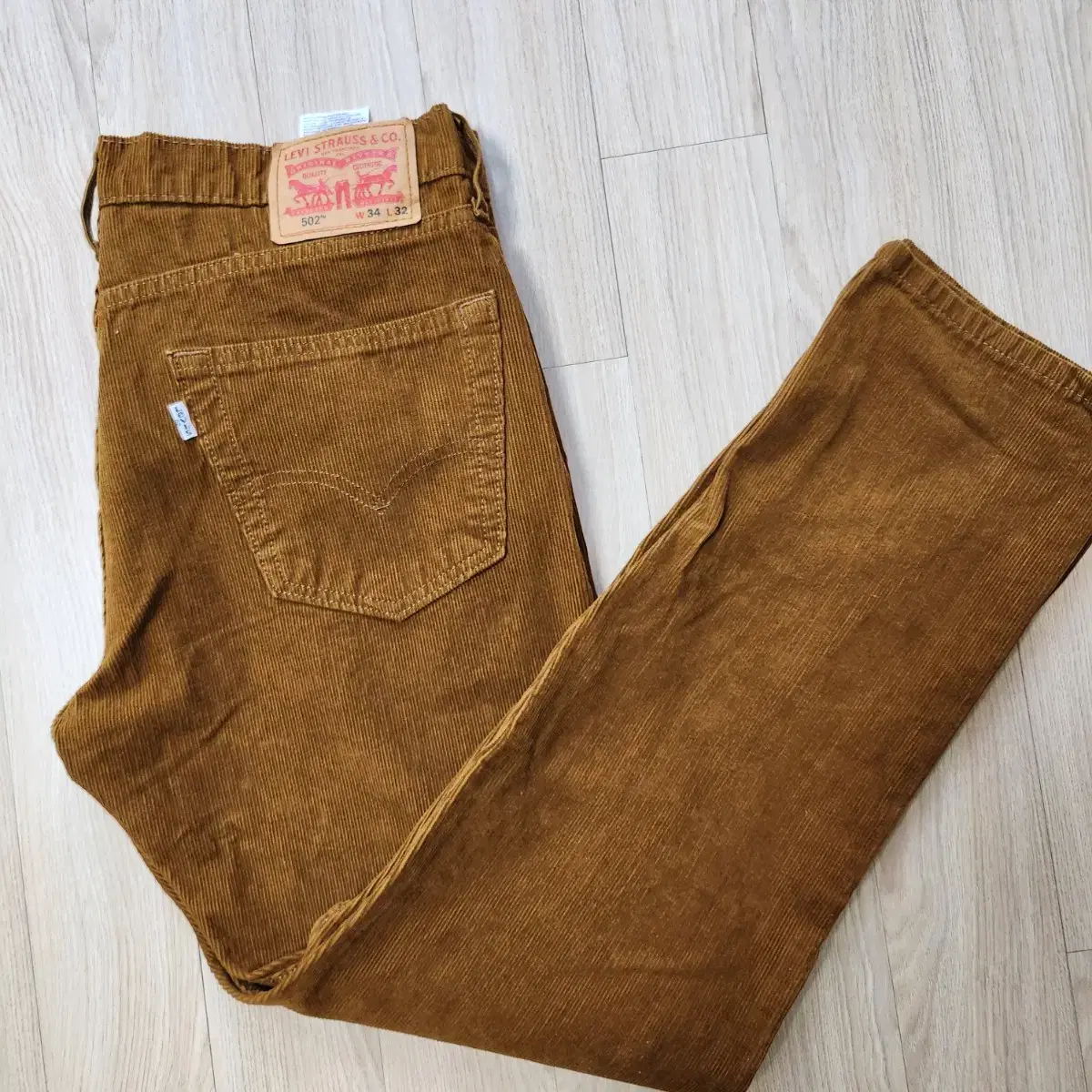 Levi's 502 Corduroy Pants(34