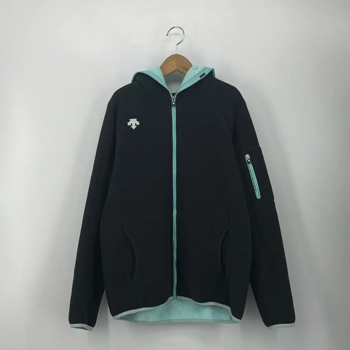 Descent Fleece Hooded Zip-up (L size / MINT)