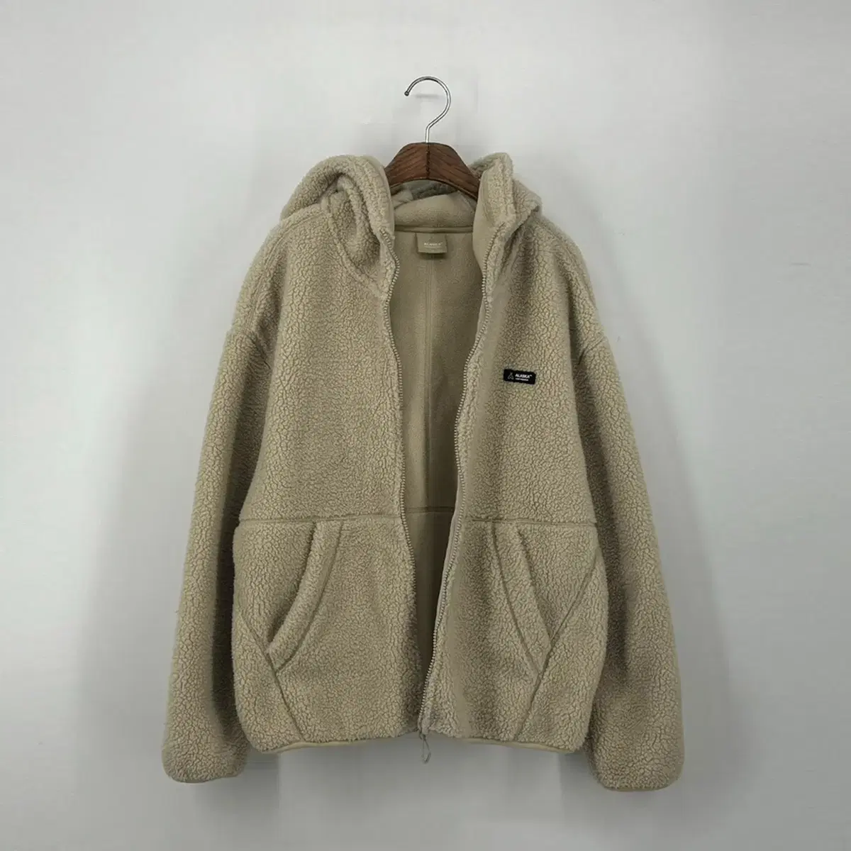 ALASKA 양털 후드집업 뽀글이 (M size / BEIGE)