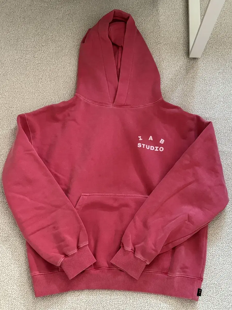 iappstudio pigment hoodie size L