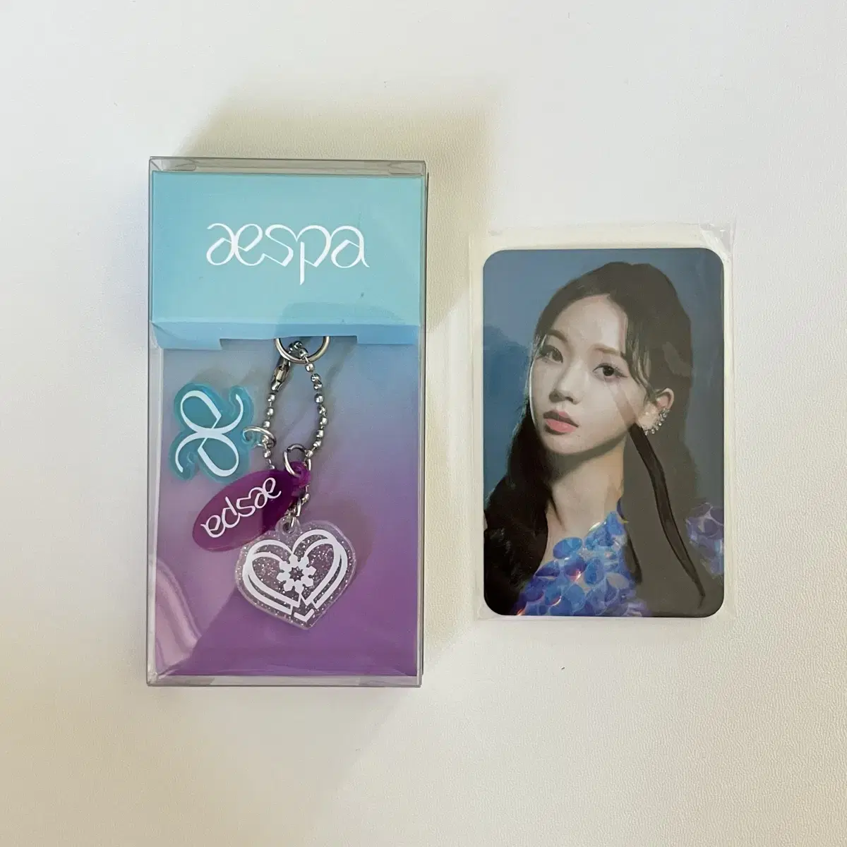 Aespa karina acrylic Keyrings, photocard