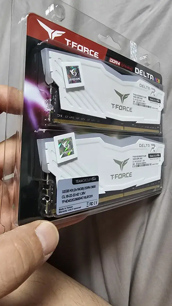 팀그룹ddr4 32gb (16x2) pc4-28800 cl18 3600