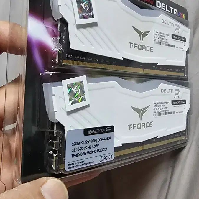 팀그룹ddr4 32gb (16x2) pc4-28800 cl18 3600