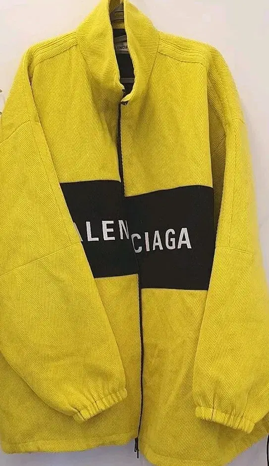 Balenciaga Yel Jumper40StatusCleanPretty