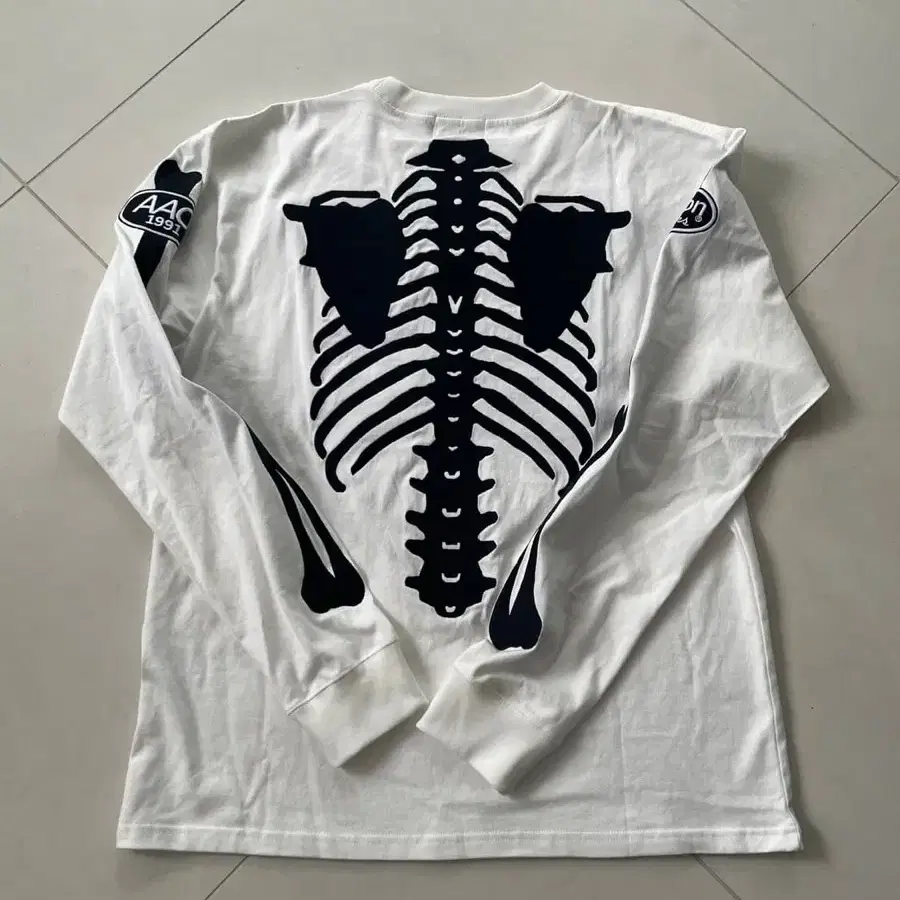 (11월말수령) X AAO REAL BONE LONG SLEEVE