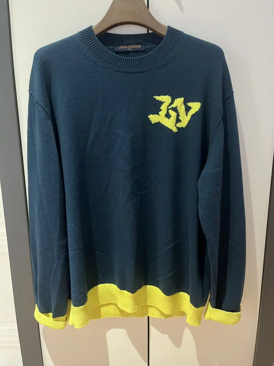 Louis Vuitton LV Initials Logo Knit XL