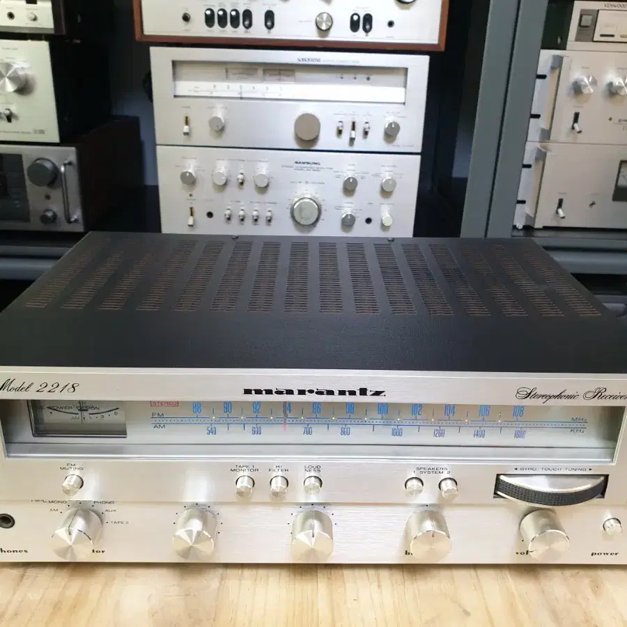 마란츠 아날로그 리시버 앰프 Marantz 2218