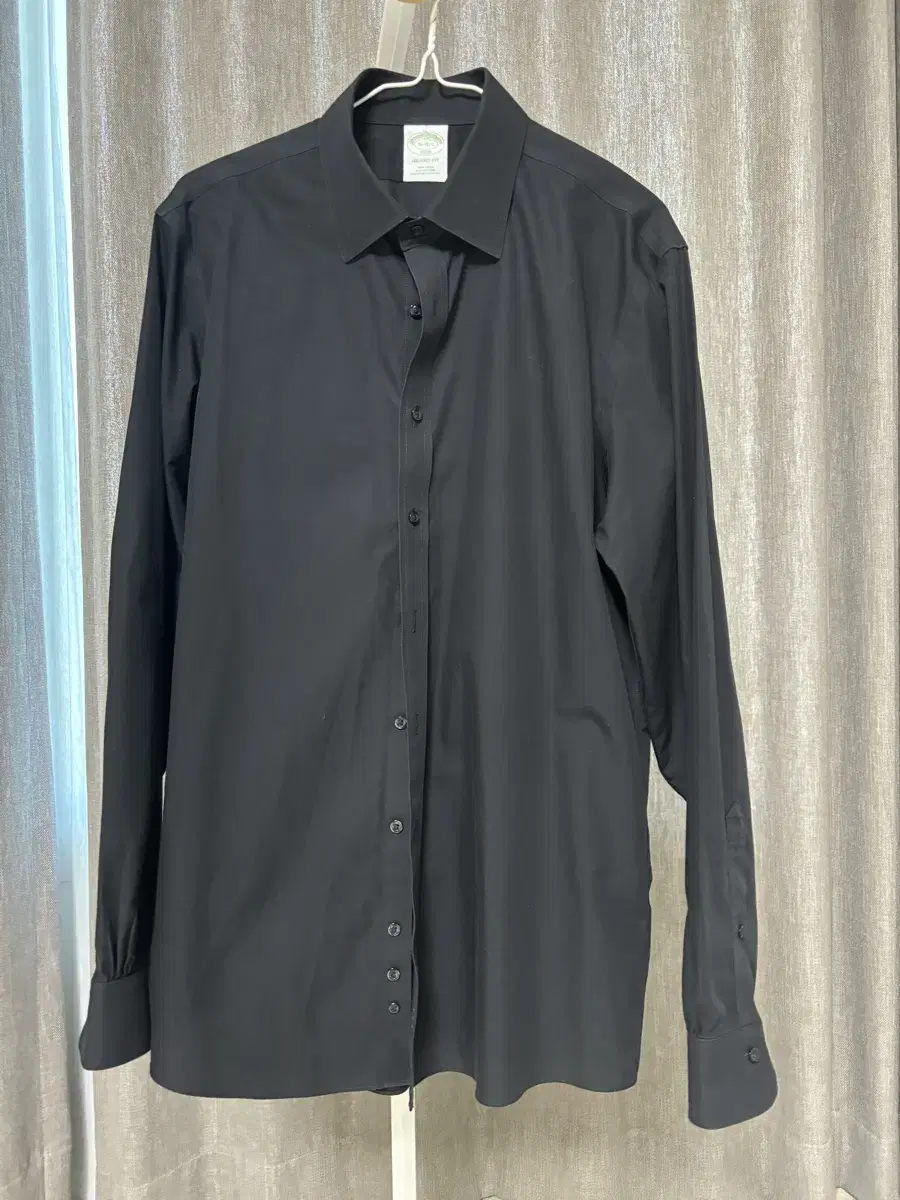 Brooks Brothers Shirt Milano Fit Size 16-4/5