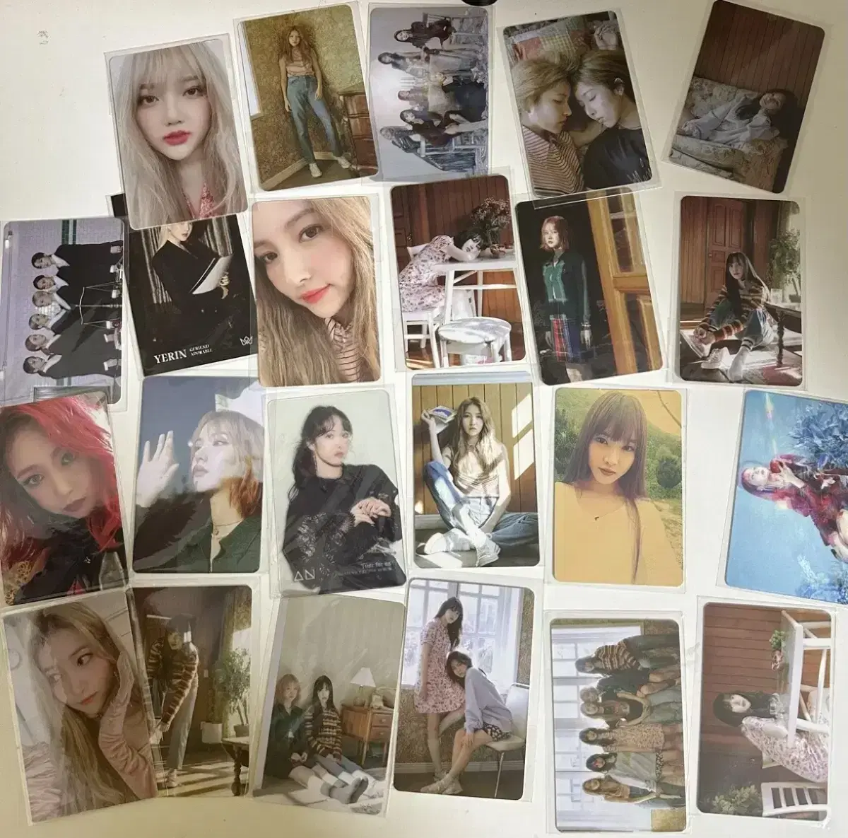 Viviz gfriend sowon yerin eunha yuju eunbi umji photocard WTS