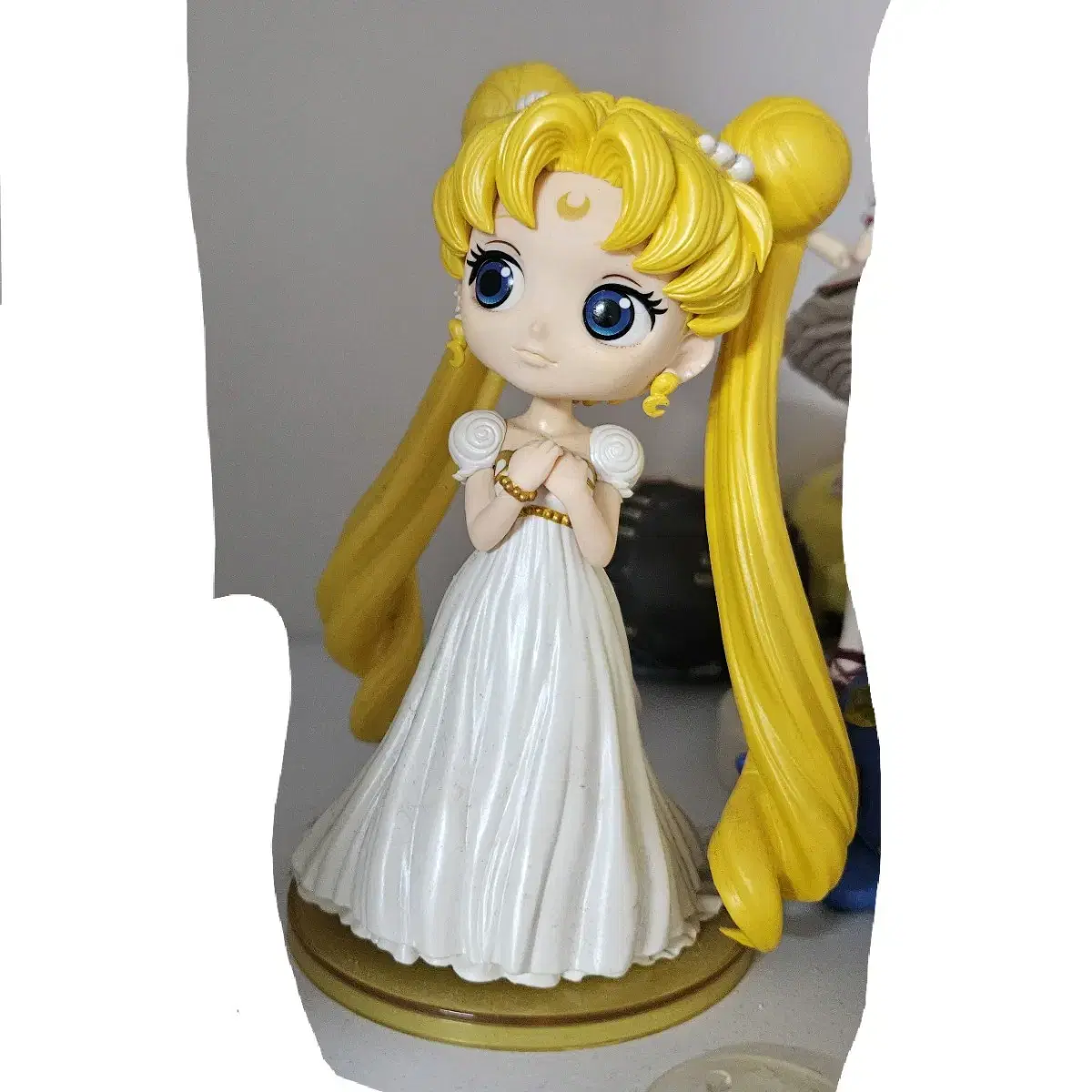 Sailor Moon Serenity Q Phosket Figure