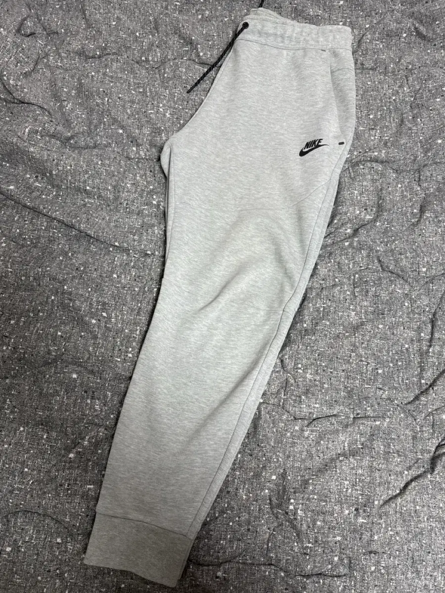 Nike TechPack Pants