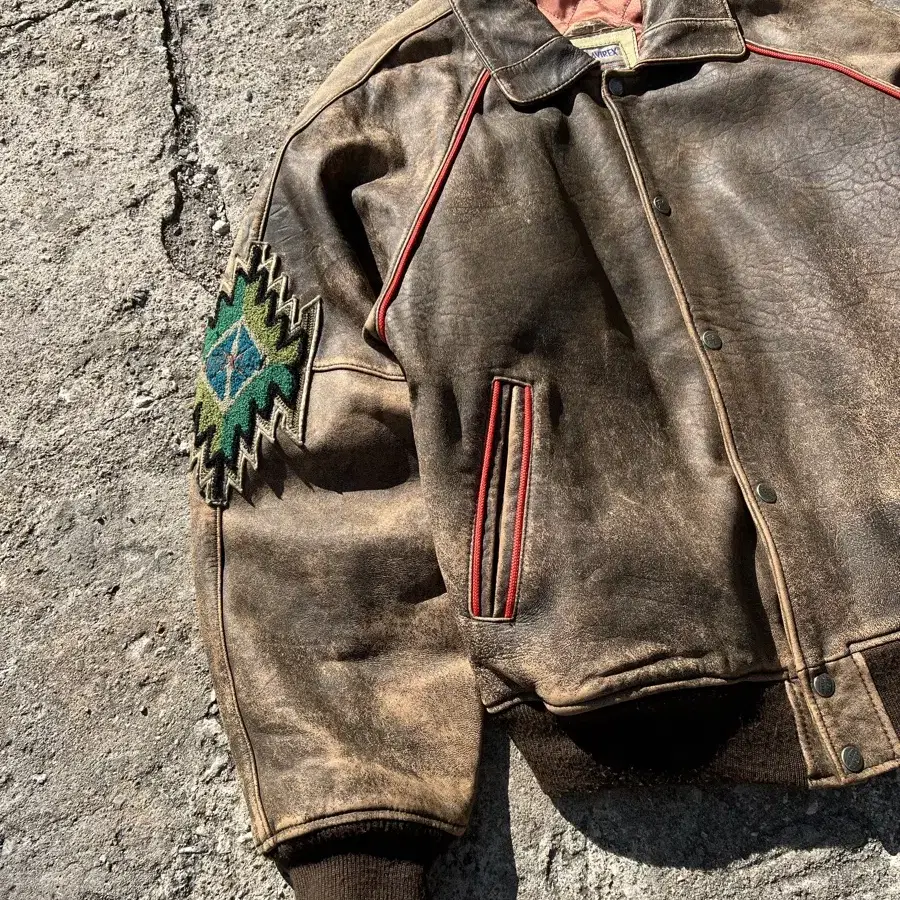 AVIREX LEATHER INDIAN CHIEF 아비렉스 가죽바시티자켓