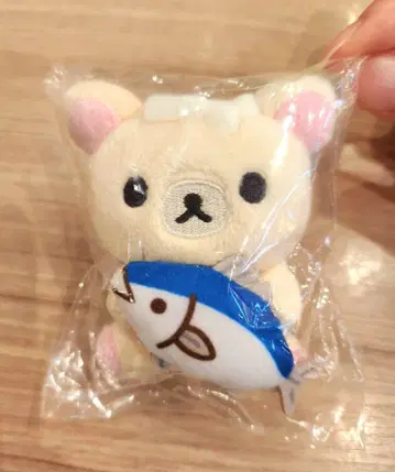 일식전 한정판 굿즈 봉제 인형 배지 코리락쿠마