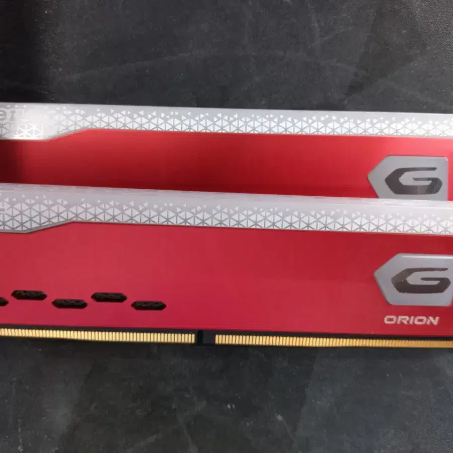 튜닝메모리 DDR4 3200 (8x2)16GB ORION