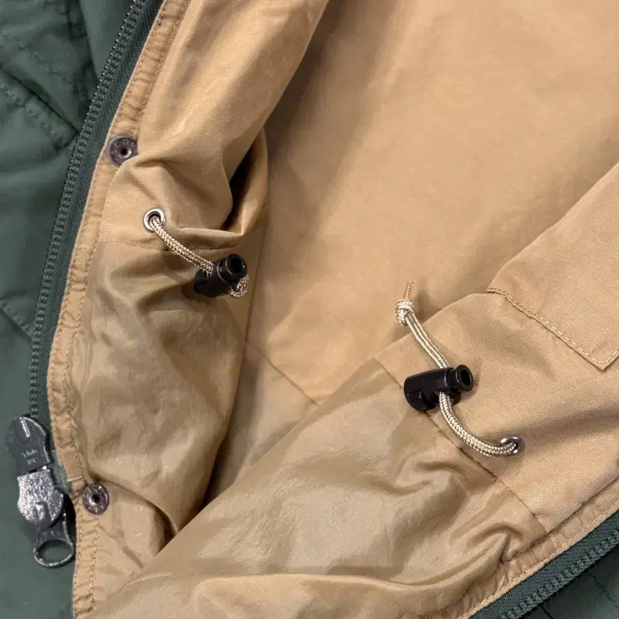 "Rare" 90s WALRUS 60/40 Mountain Parka