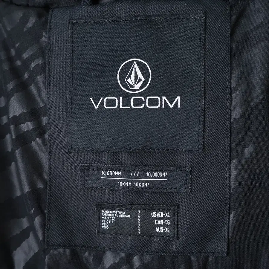 XL/여성 VOLCOM 볼컴 윈로즈 스노우보드 자켓