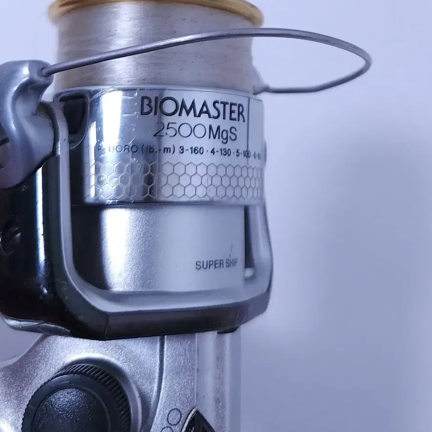 시마노 바이오 마스터 2500 Mgs SHIMANO BIOMASTER