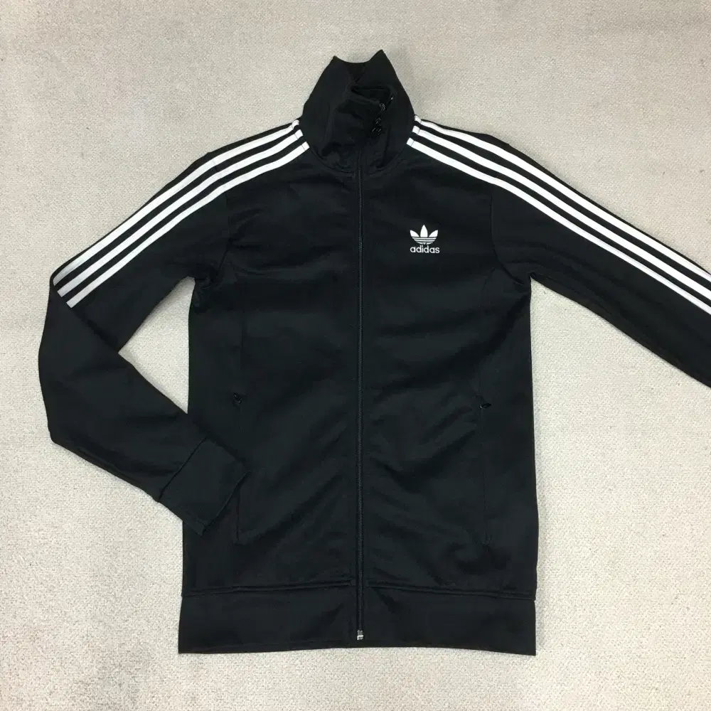 Adidas Europa Tracktop Manwanshop K06