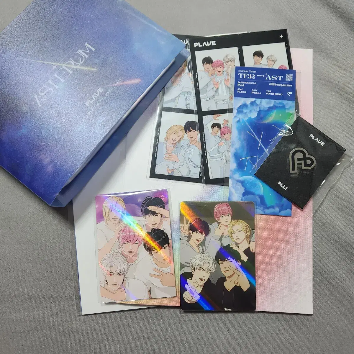 Plave 1 kit Big hologram Photocard