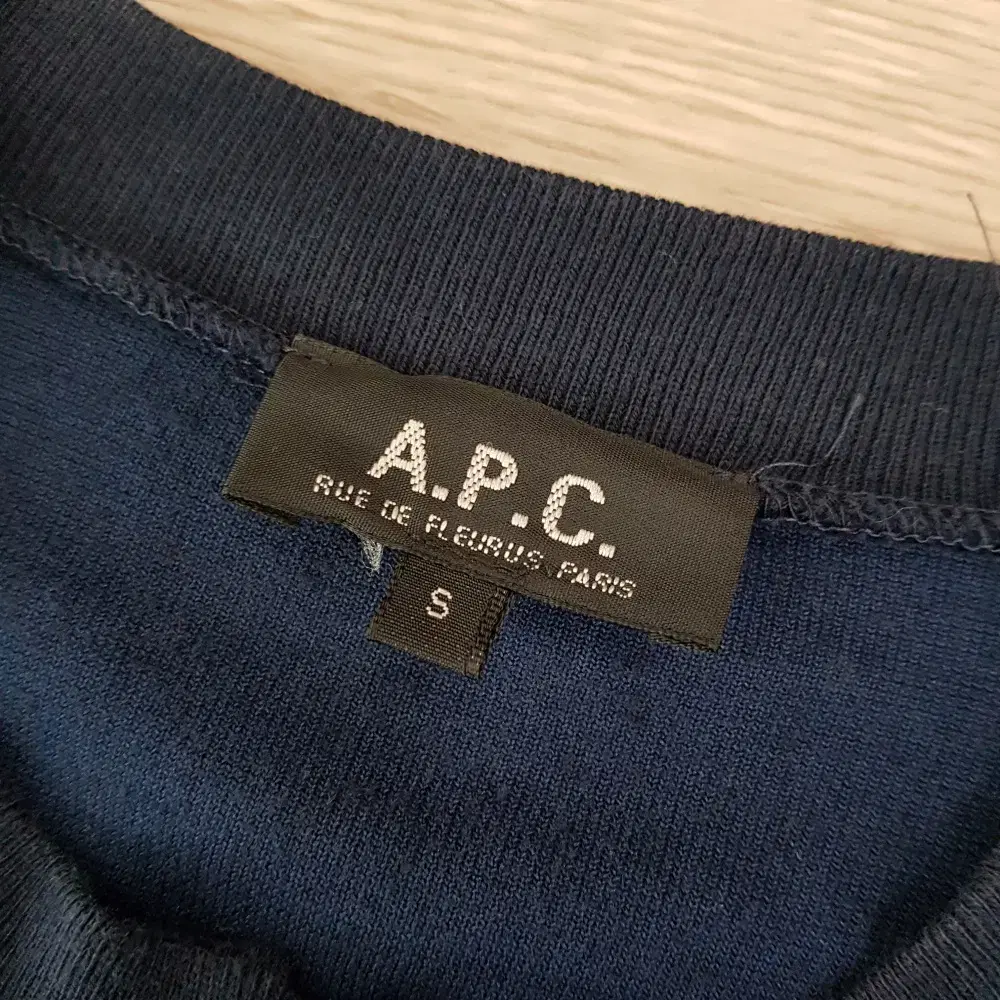 아페쎄 A.P.C 벨루어 스트라이프 벨벳 긴팔 집업 자켓 여S H29